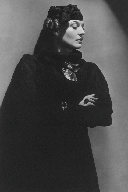 Olivier Baroin - Suzanne Belperron: A Timeless Presence in Fashion Magazines
