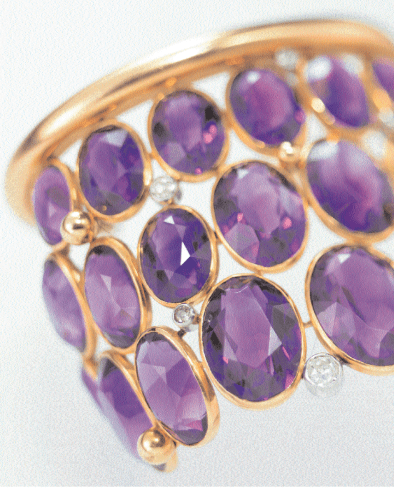 Olivier Baroin - Améthyste et bijoux de Suzanne Belperron : le violet en majesté